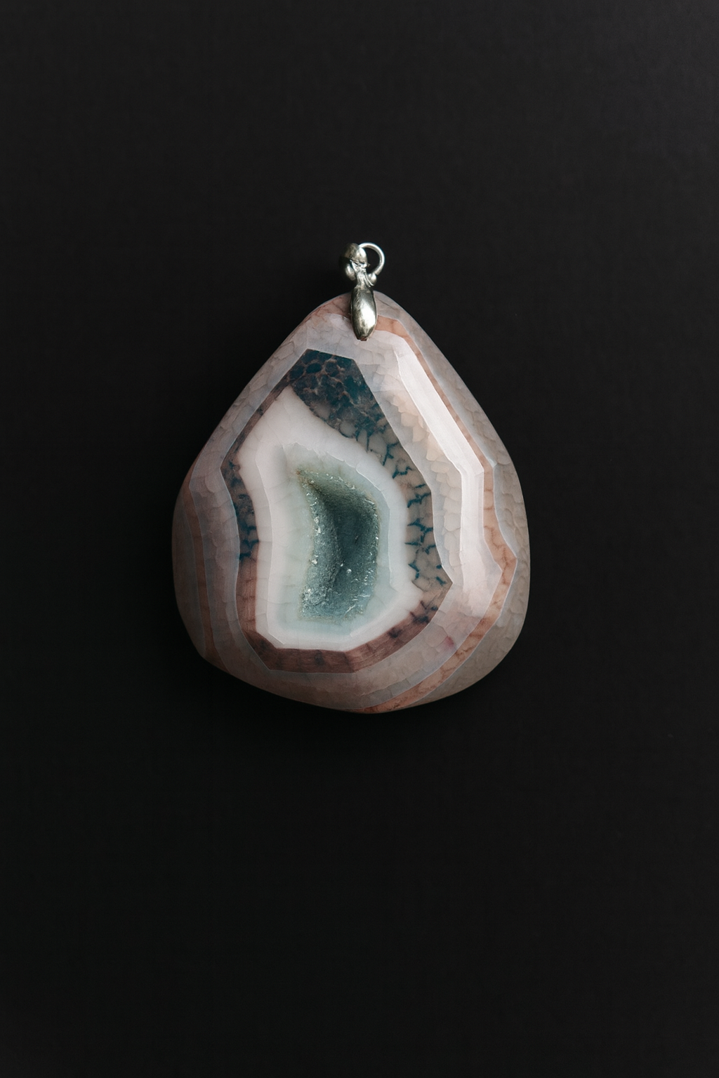 Wisior z naturalnego agatu