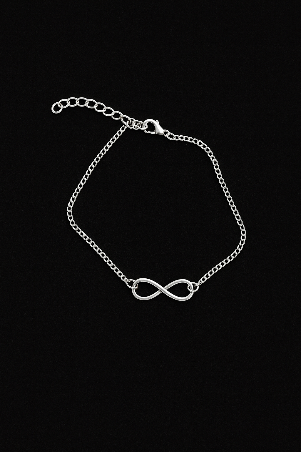 bransoletka w kolorze srebrnym