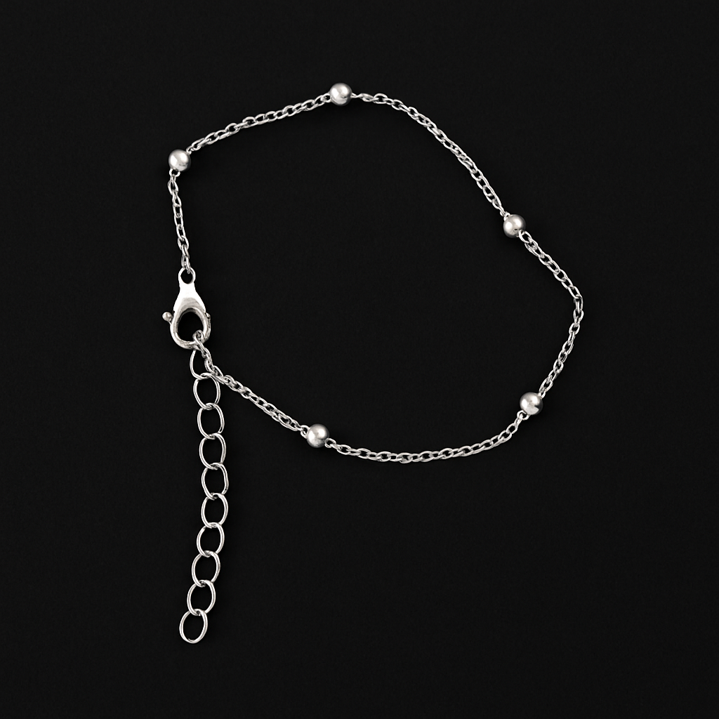 Delikatna bransoletka w kolorze srebrnym